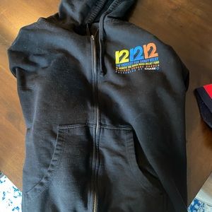 Concert zip up hoodie 12-12-12 benefit concert